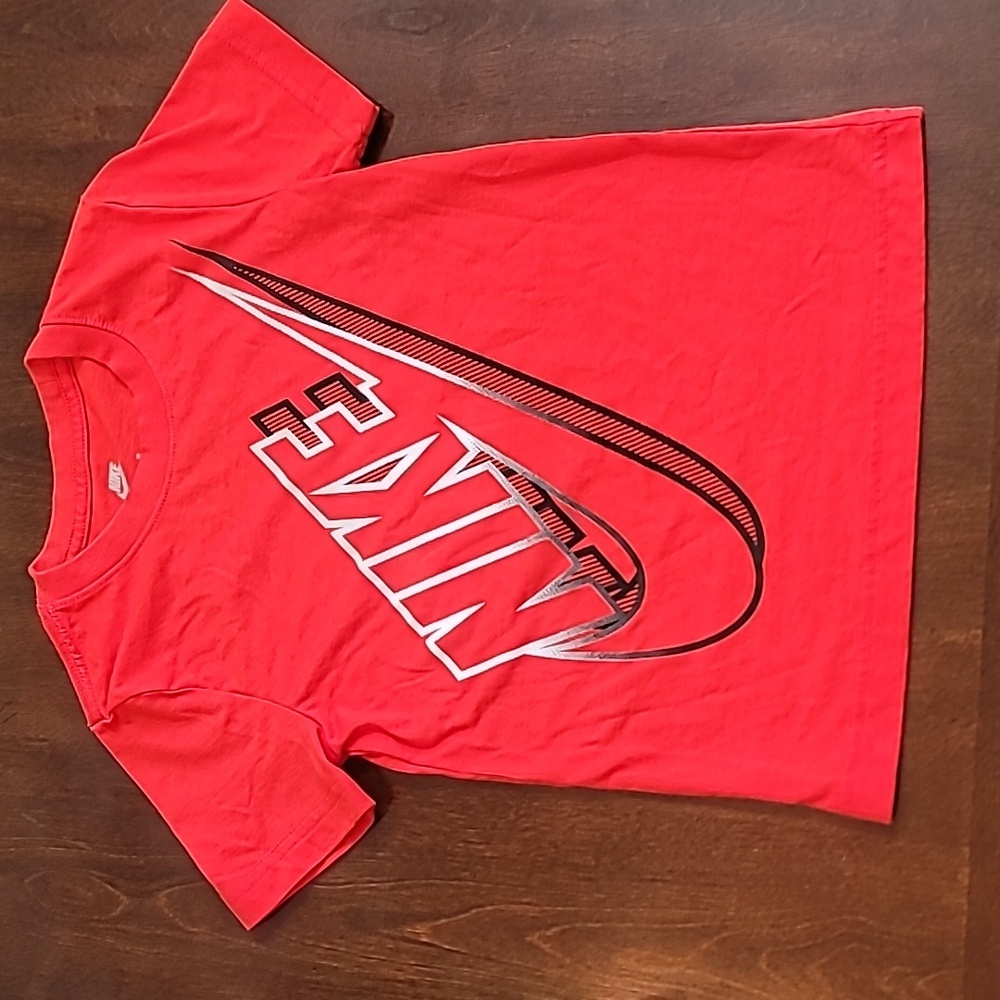 Nike Kids Red Graphic T-Shirt